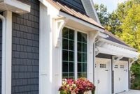 Exterior decoration ideas with flower in window 30