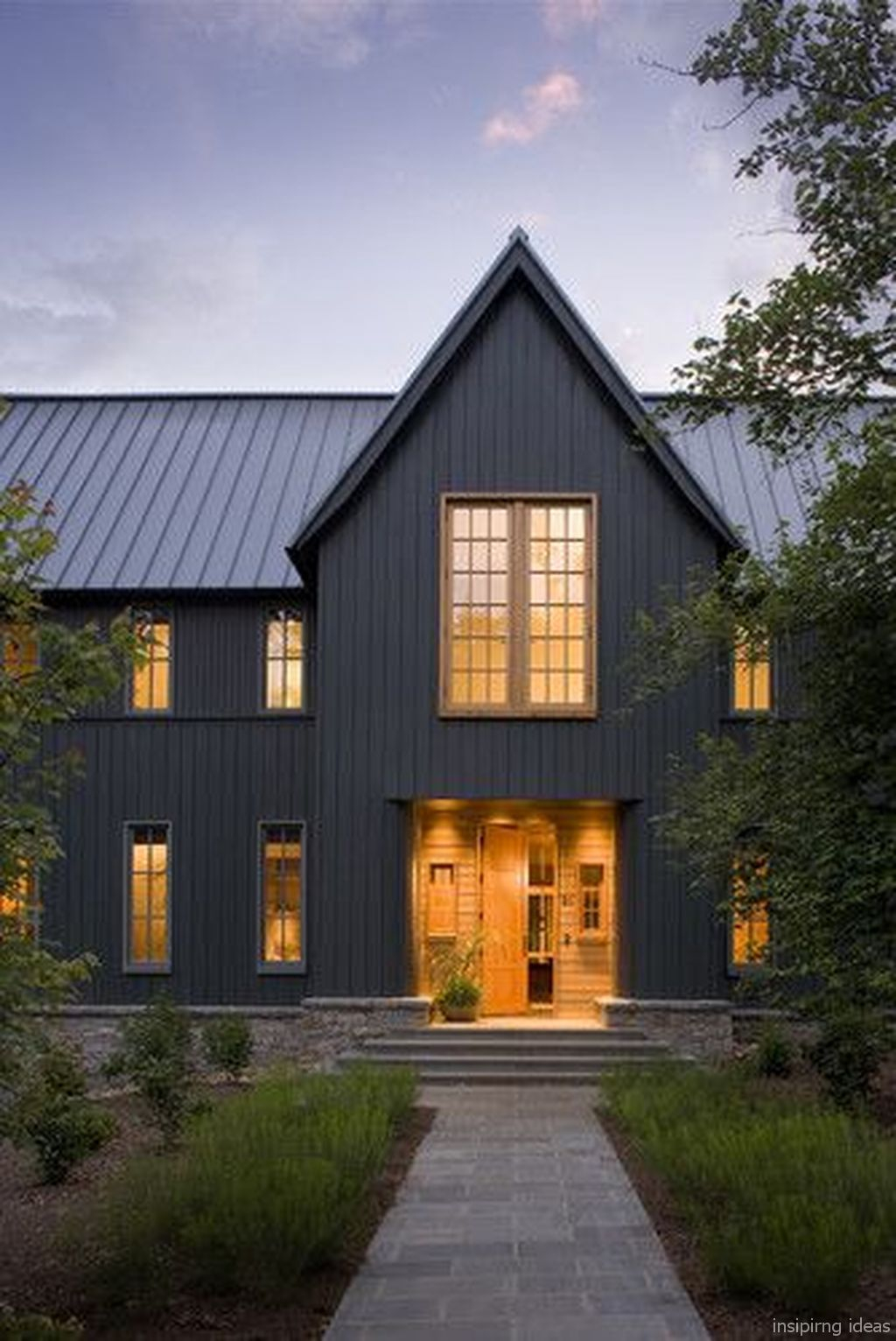 Simple exterior design ideas 19