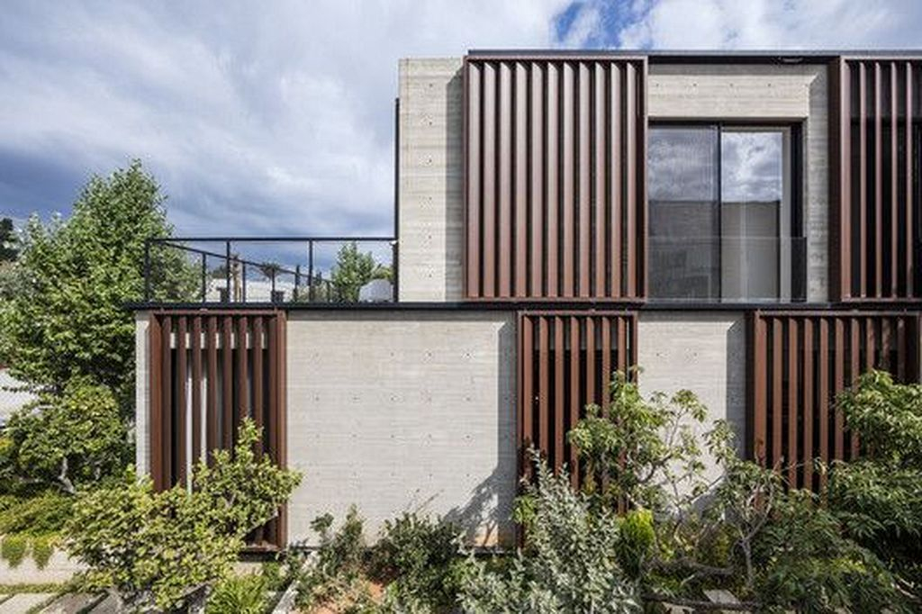 Simple exterior design ideas 20