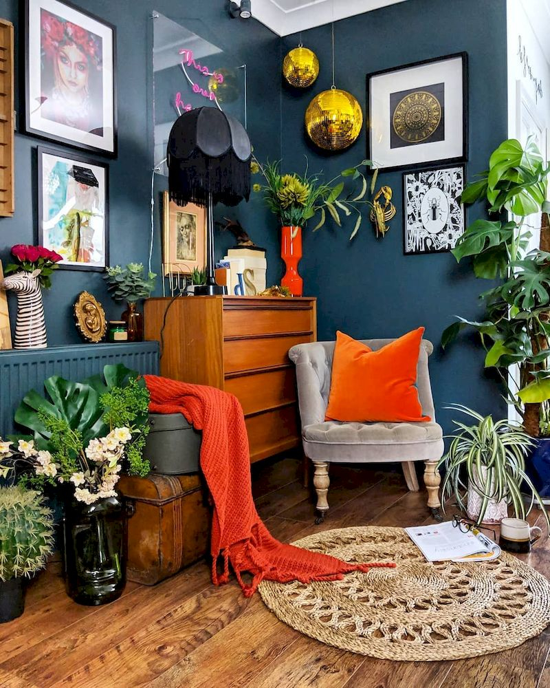 Inspiring living room wall design ideas 26