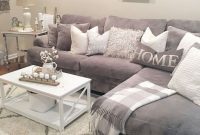Livingroom design ideas to make look confortable for guest 25