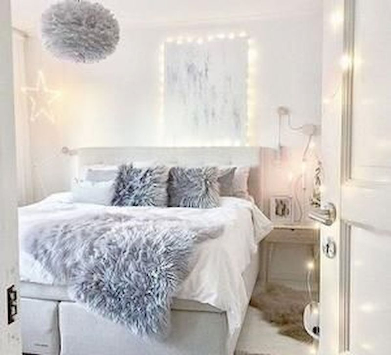 Luxury bedroom design ideas with goose feather 45