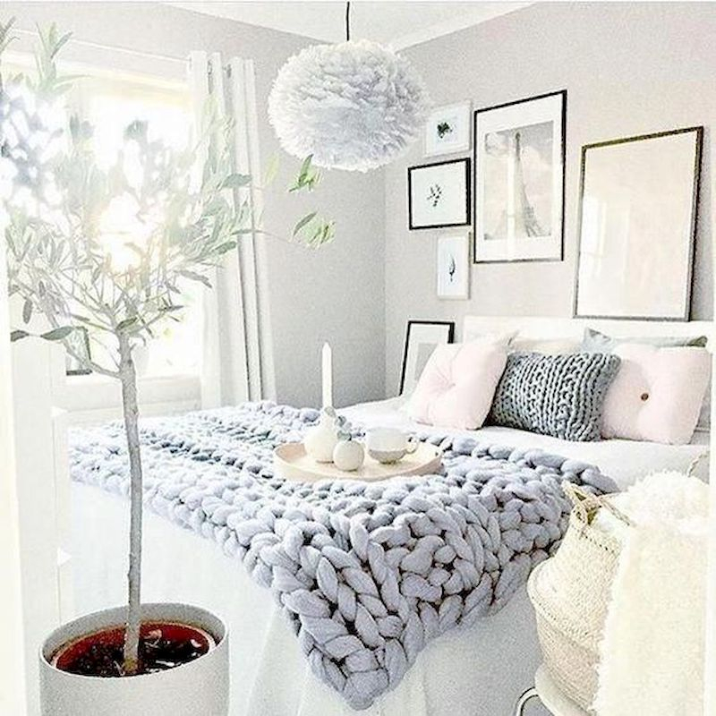 Luxury bedroom design ideas with goose feather 50