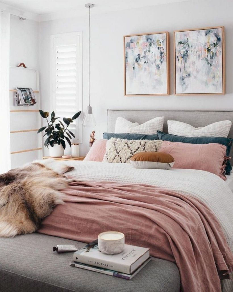 Romantic bedroom decorating ideas in your apartment 08