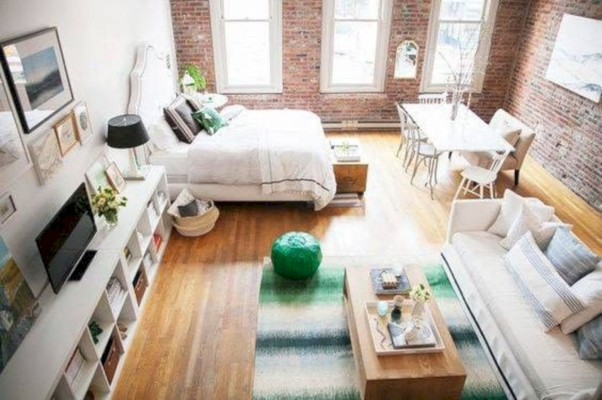 Romantic bedroom decorating ideas in your apartment 33