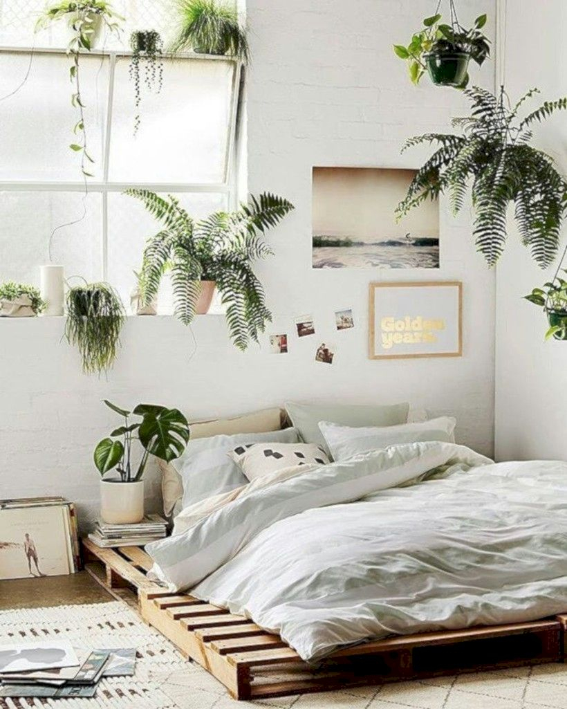 Romantic bedroom decorating ideas in your apartment 46
