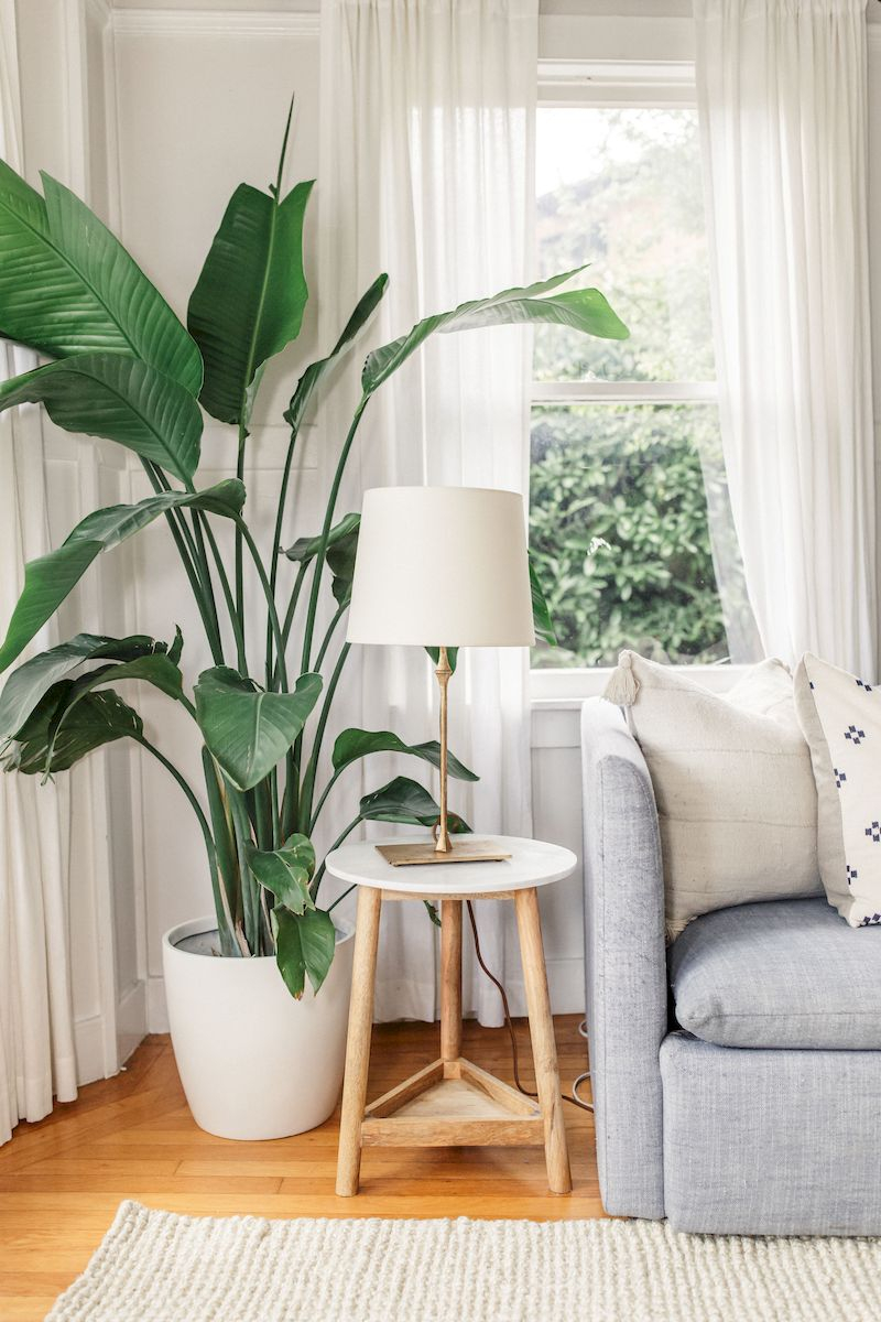 Spring living room design ideas that you can copy right now 43