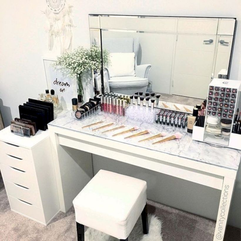 The best makeup table design ideas that you must copy right now 23