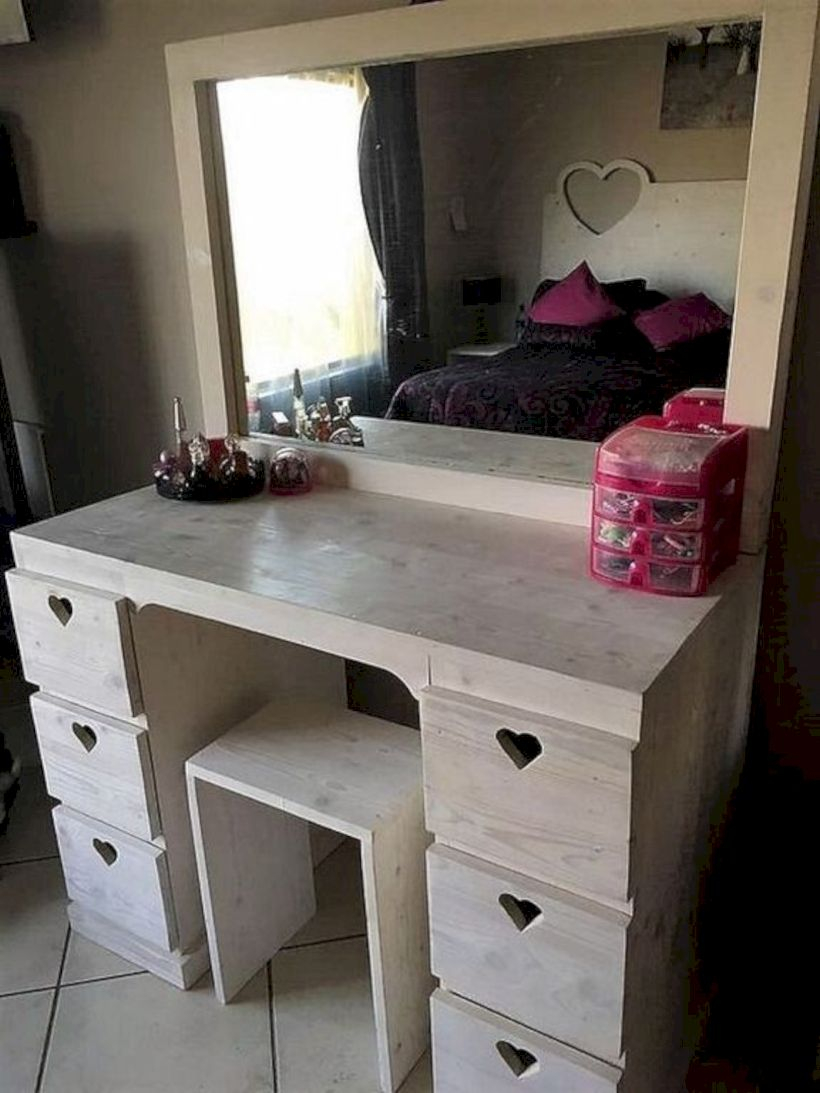The best makeup table design ideas that you must copy right now 49