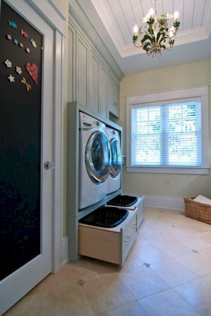 Inspiring small laundry room design ideas in spring 2019 04