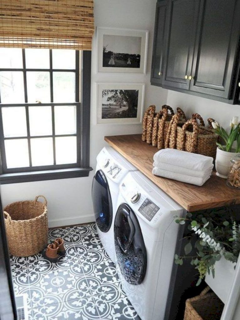 Inspiring small laundry room design ideas in spring 2019 07