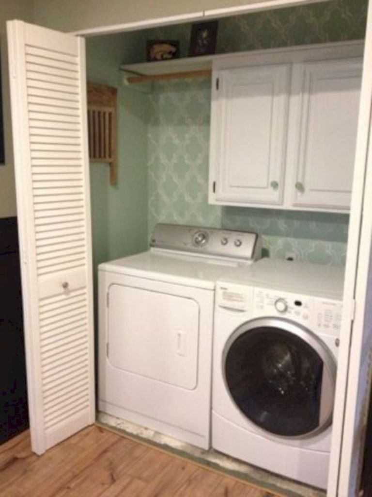Inspiring small laundry room design ideas in spring 2019 12