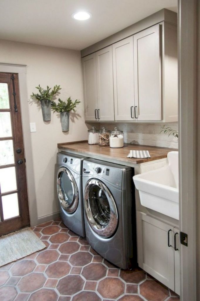 Inspiring small laundry room design ideas in spring 2019 21