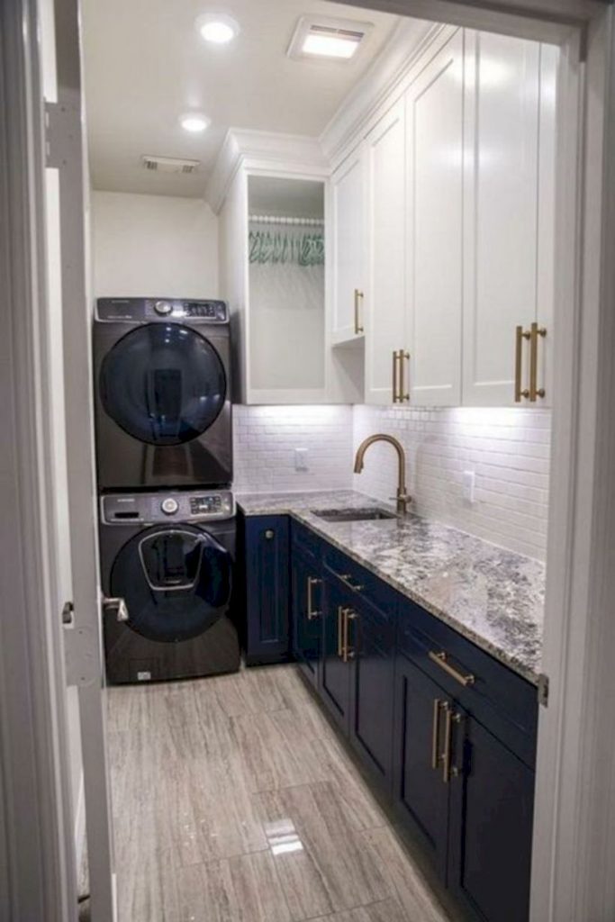 Inspiring small laundry room design ideas in spring 2019 34