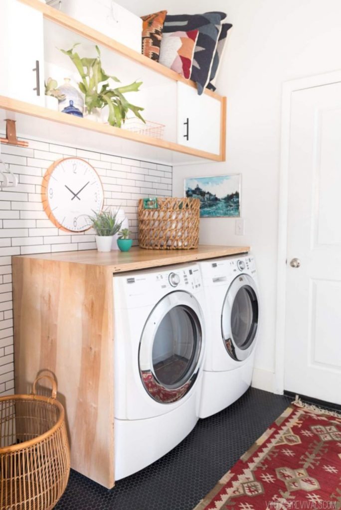 Inspiring small laundry room design ideas in spring 2019 48