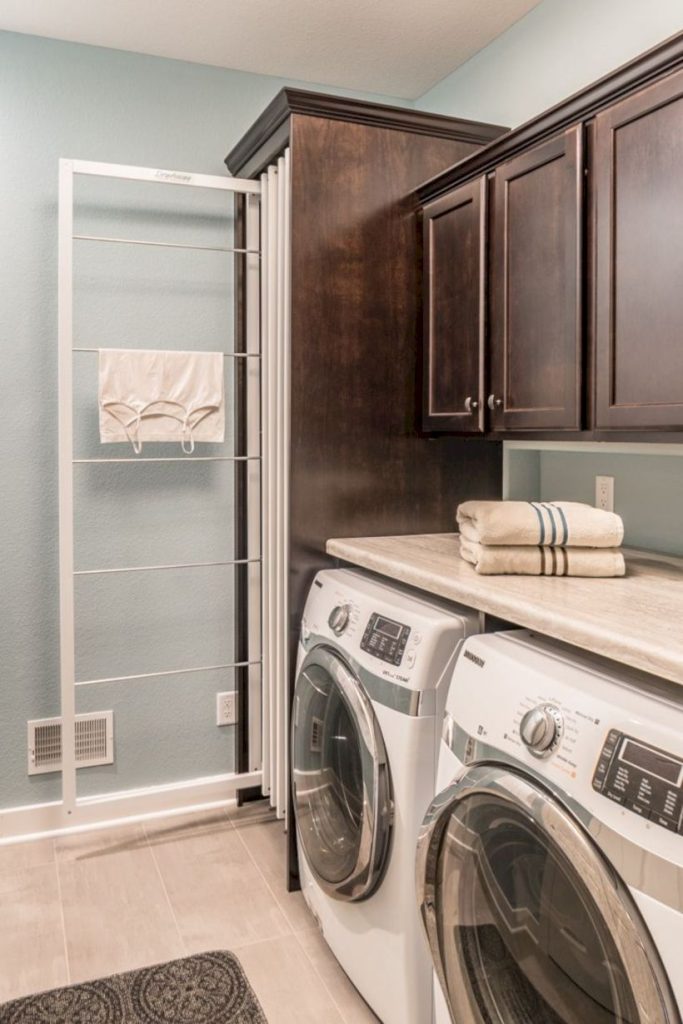 Laundry design ideas with drying room that you must try 04