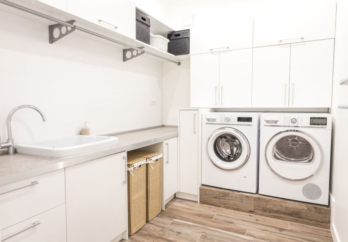 Laundry design ideas with drying room that you must try 33