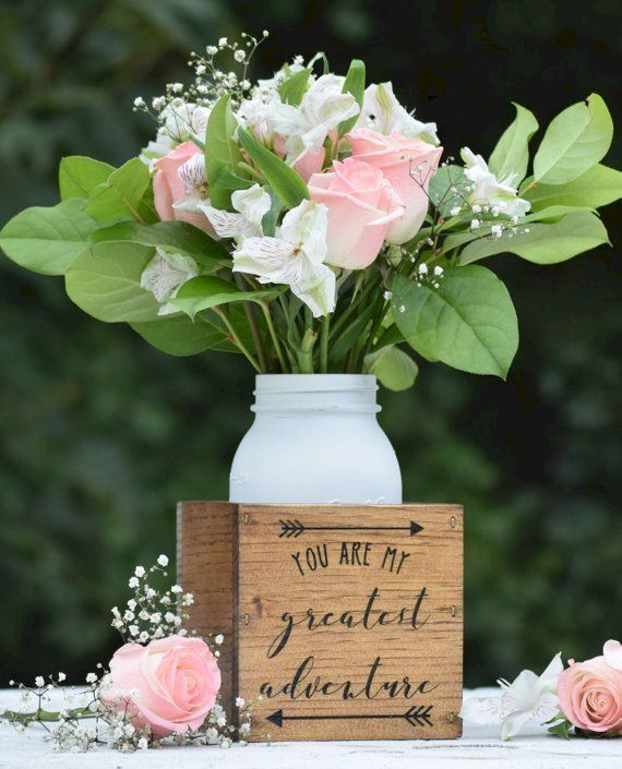 Inspiring wooden box ideas for flower that you can try 21