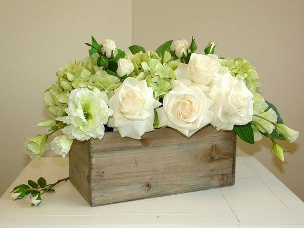 Inspiring wooden box ideas for flower that you can try 44