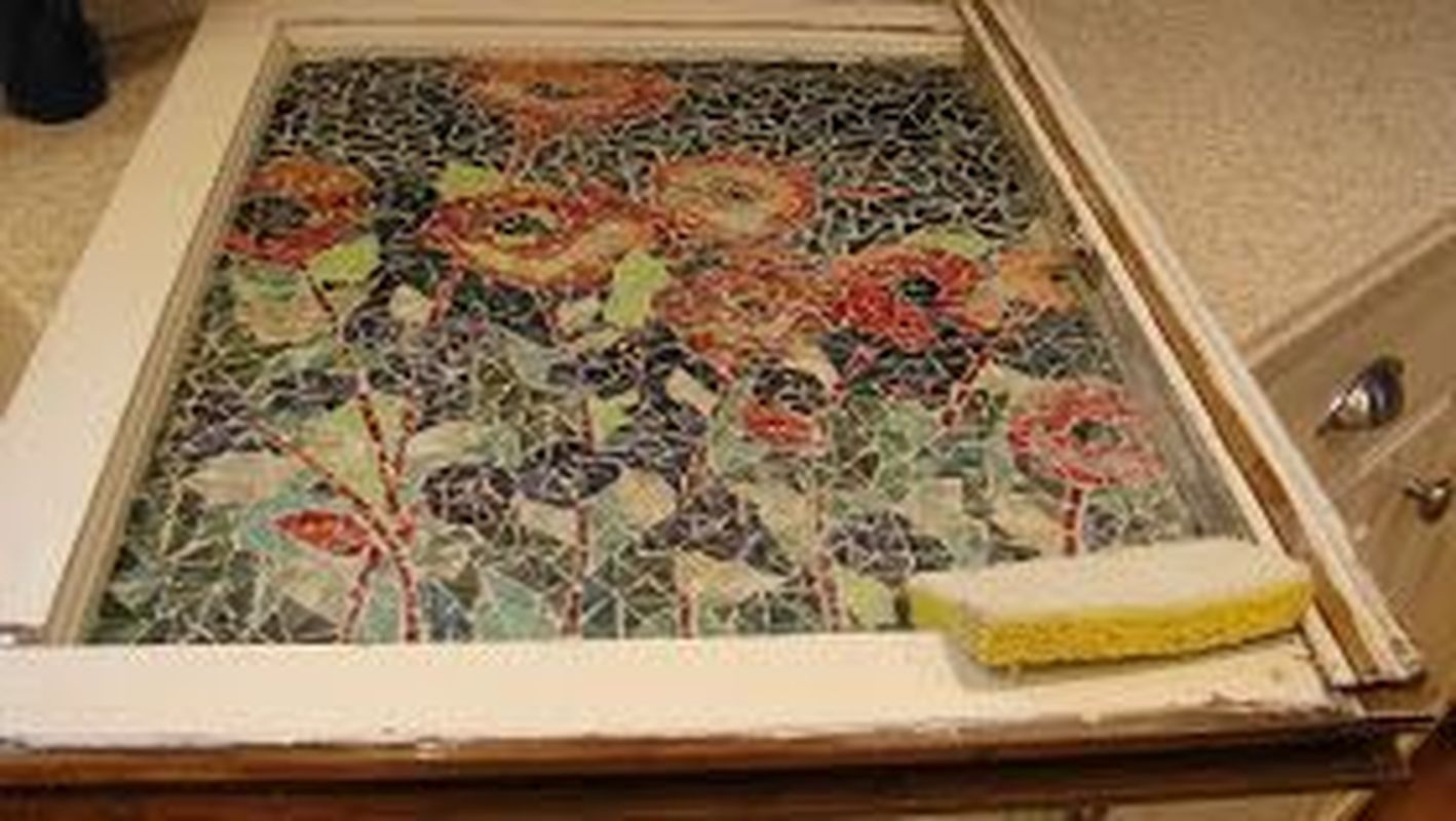Adorable diy mosaic craft ideas to beautify your home decoration 18