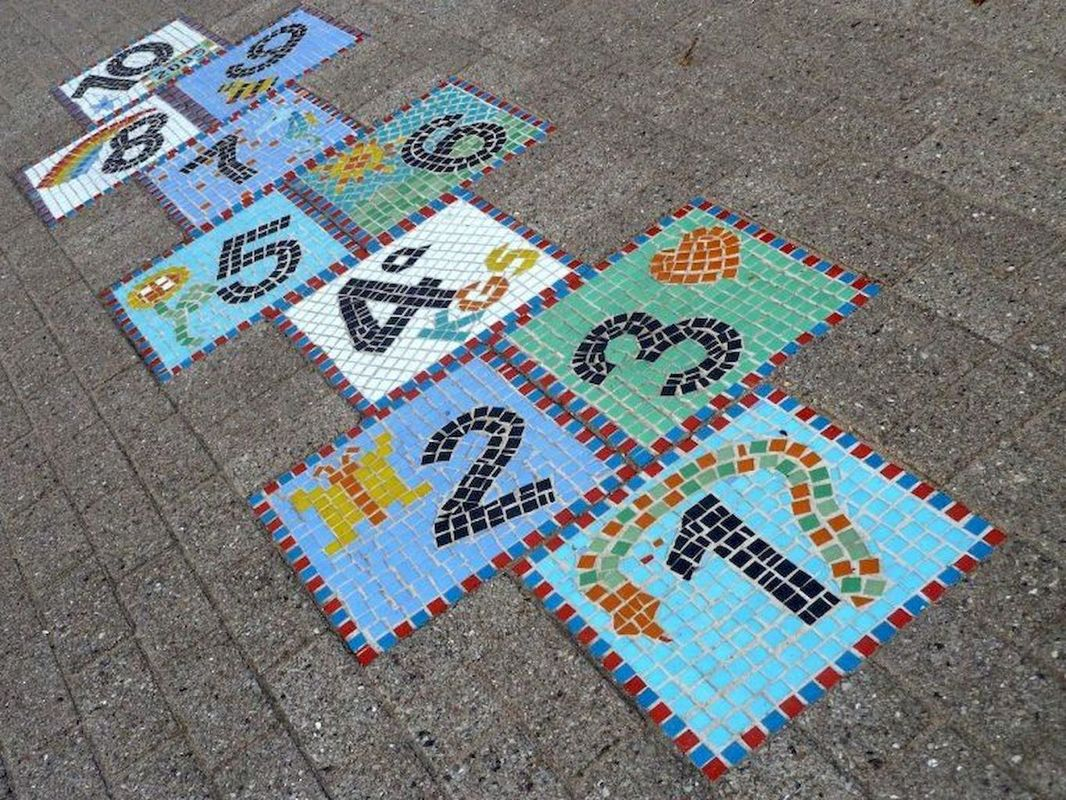 Adorable diy mosaic craft ideas to beautify your home decoration 19