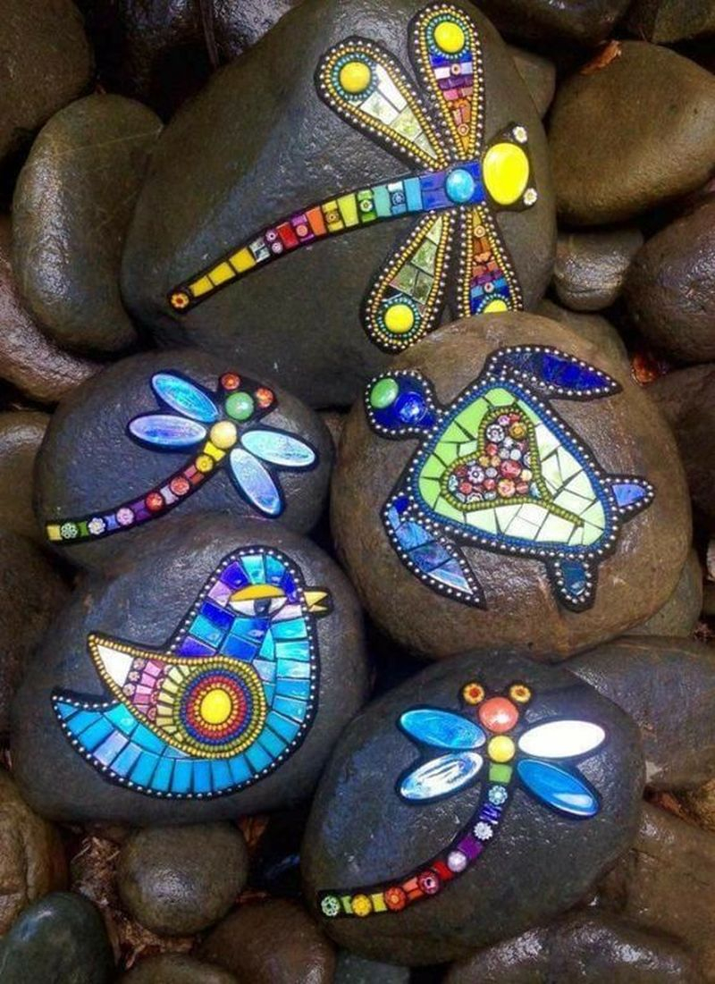 Adorable diy mosaic craft ideas to beautify your home decoration 52