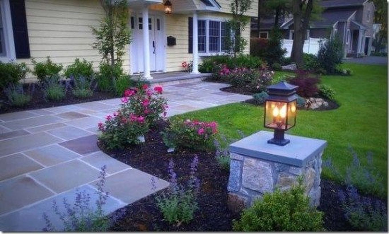 60 Adorable Front Yard Lighting Ideas For Your Summer Night Vibe ...