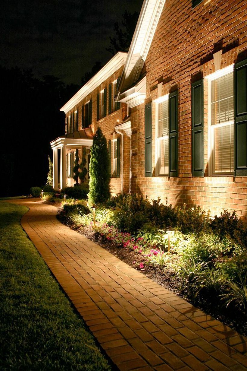 60 Adorable Front Yard Lighting Ideas For Your Summer Night Vibe ...