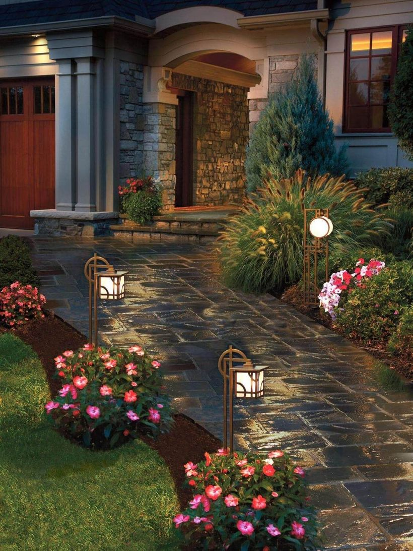 Adorable front yard lighting ideas for your summer night vibe 46