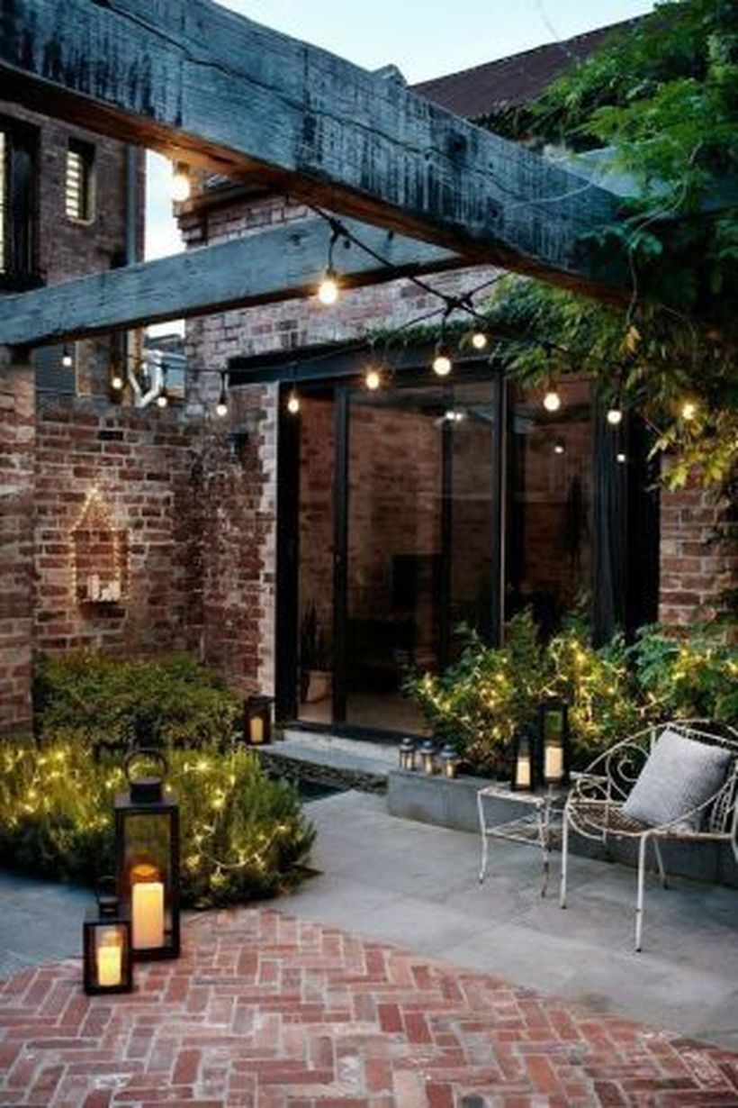 60 Adorable Front Yard Lighting Ideas For Your Summer Night Vibe ...