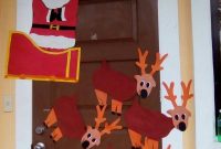 Diy paper decoration santa and rudolph to decorate the classroom door