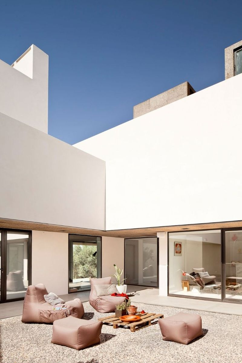 Fascinating summer exterior designs 31