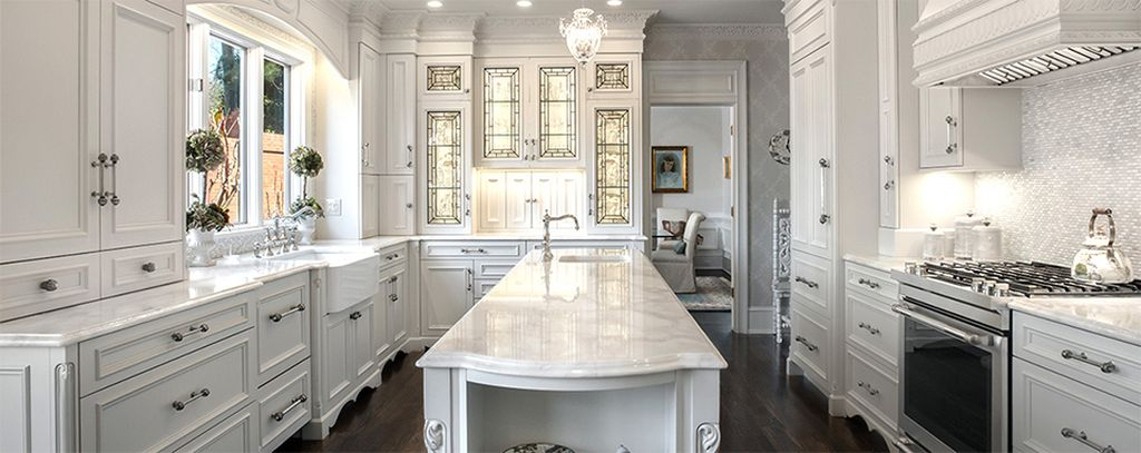 An amazing kitchen design with granite kitchen countertops to complete your modern kitchen