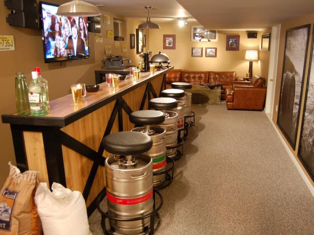 Keg stool bar