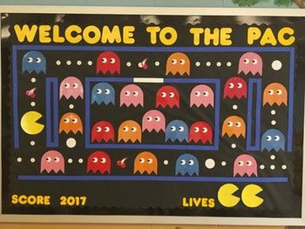 Smart design for board display with games design