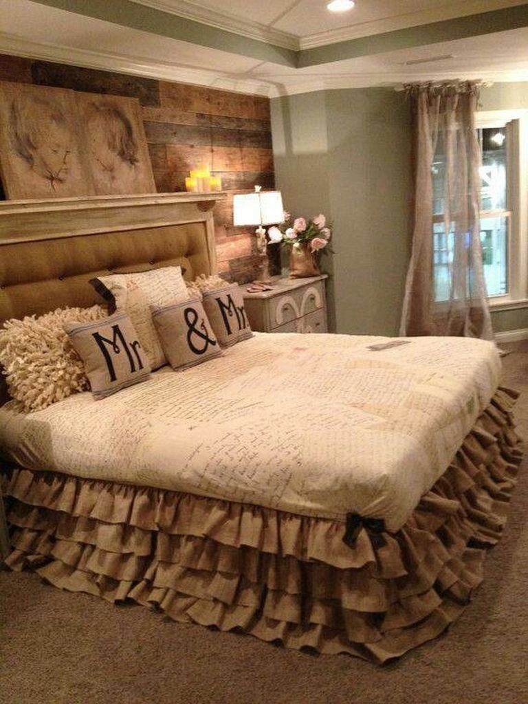 Stunning headboard for bedroom