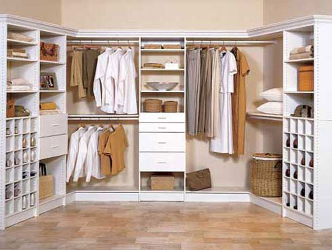 An adorable reach-in wardrobe.