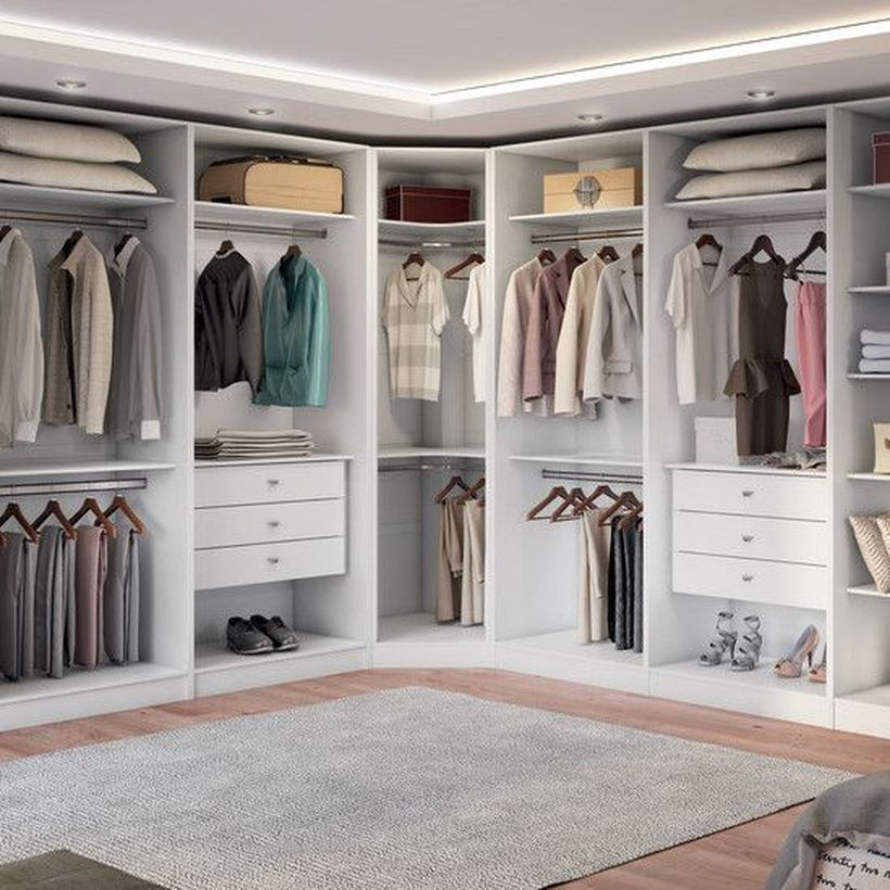 An impressive glamor wardrobe.
