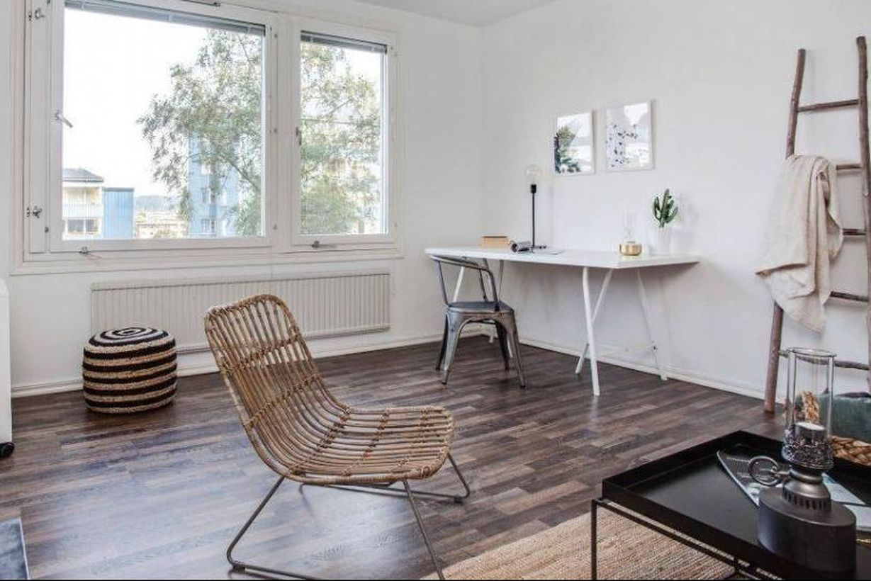 Elegant rattan chairs for simple small corner homes.