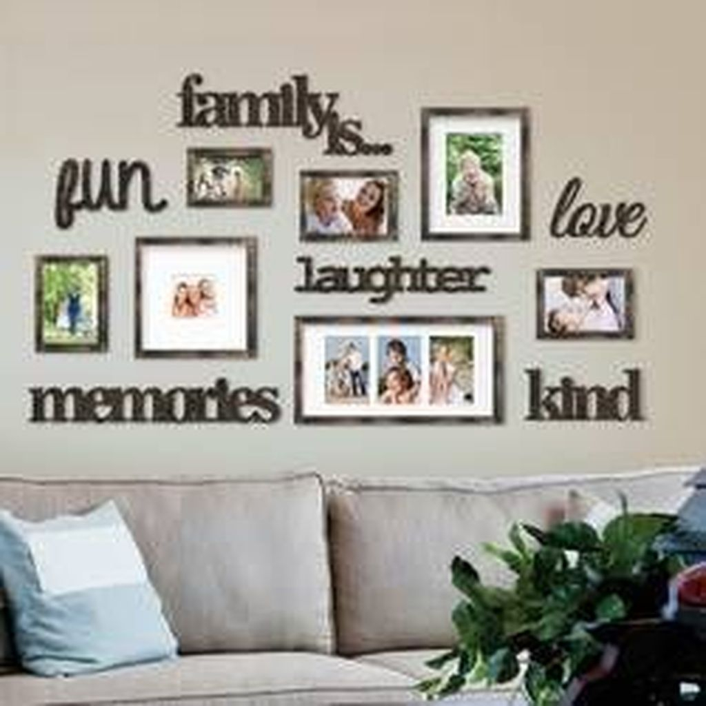 Farmhouse wall decoration with photo gallery