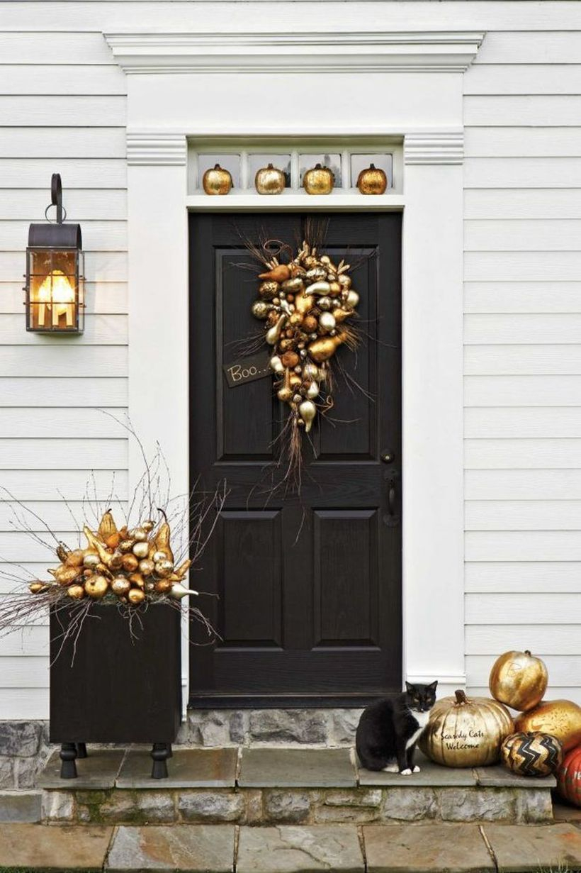 Gilded pumpkins door