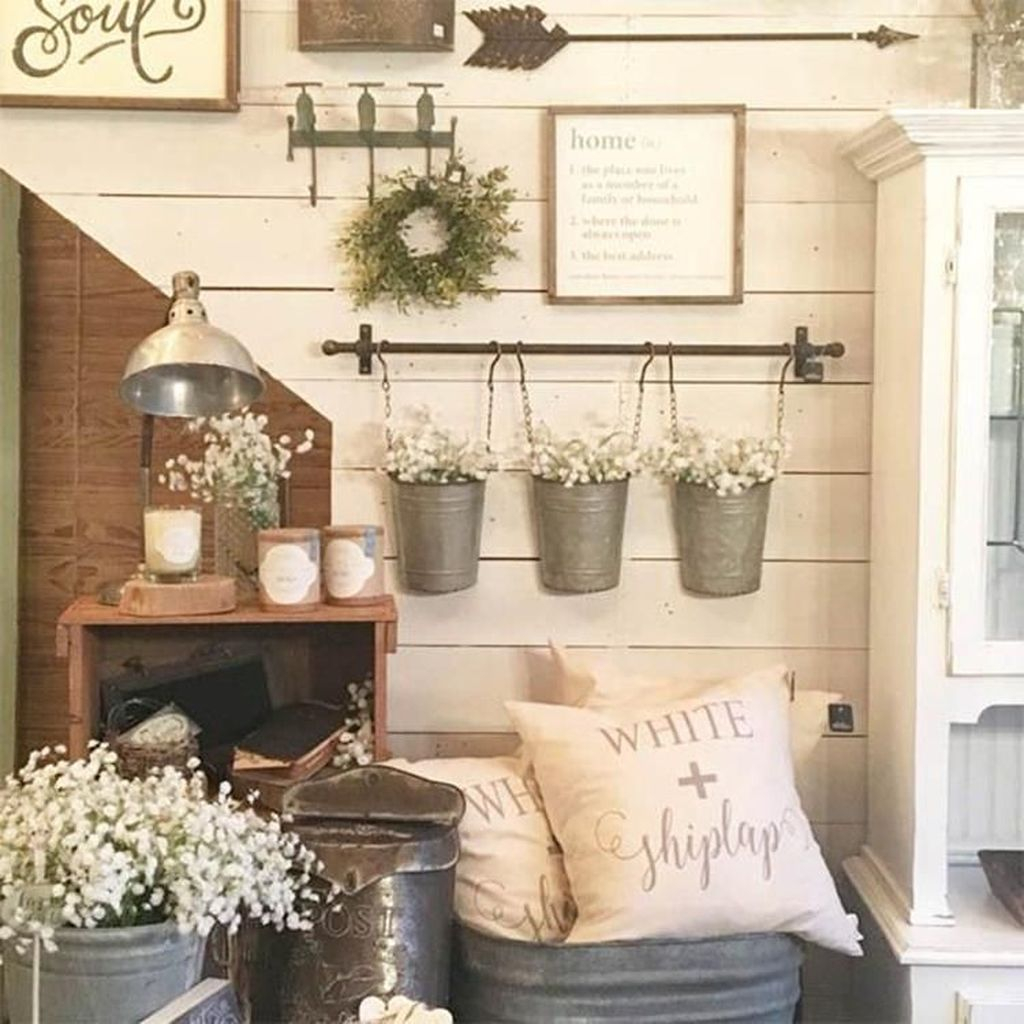 Iron arrow for wall decoration