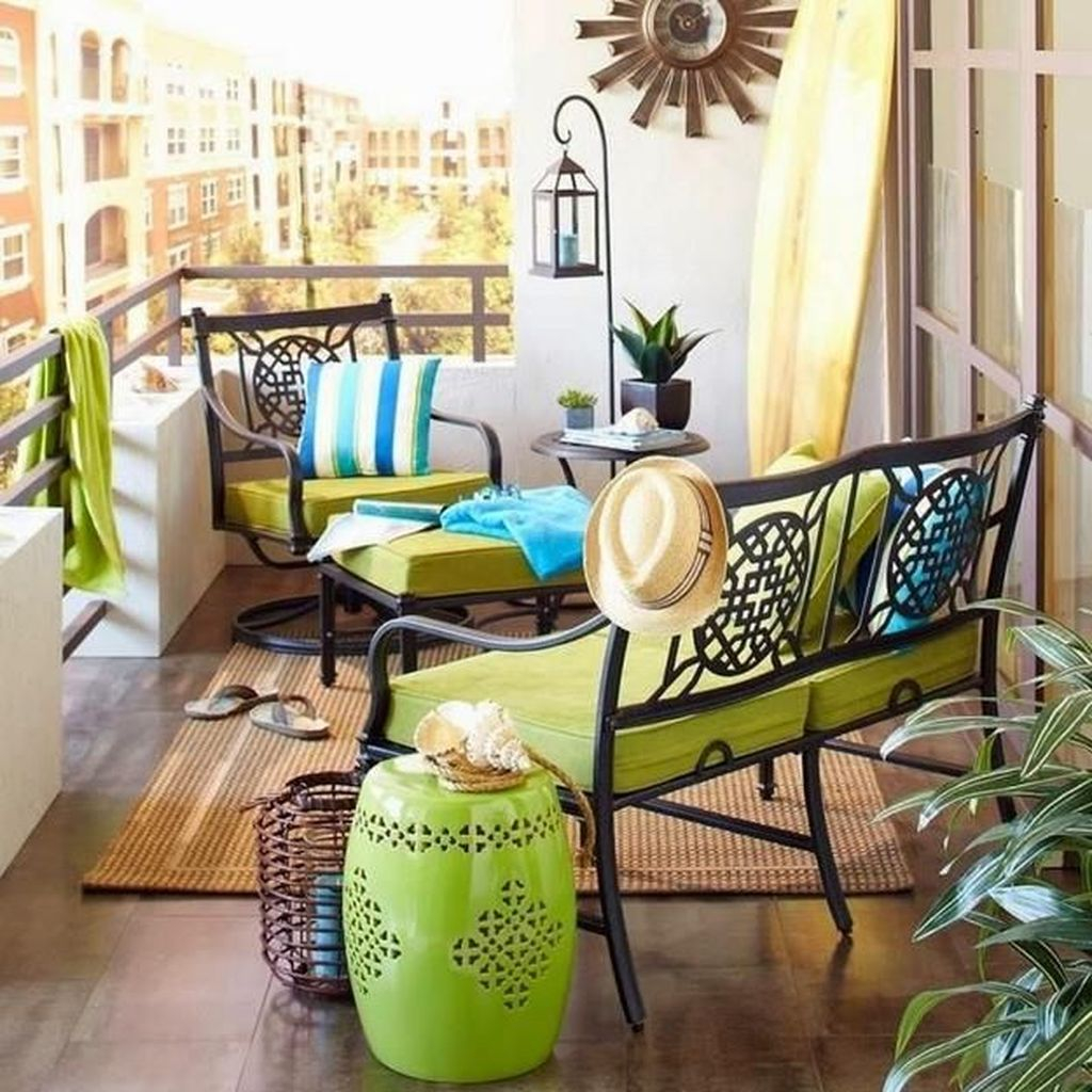 Iron chairs combined with wooden floor and floor lamp