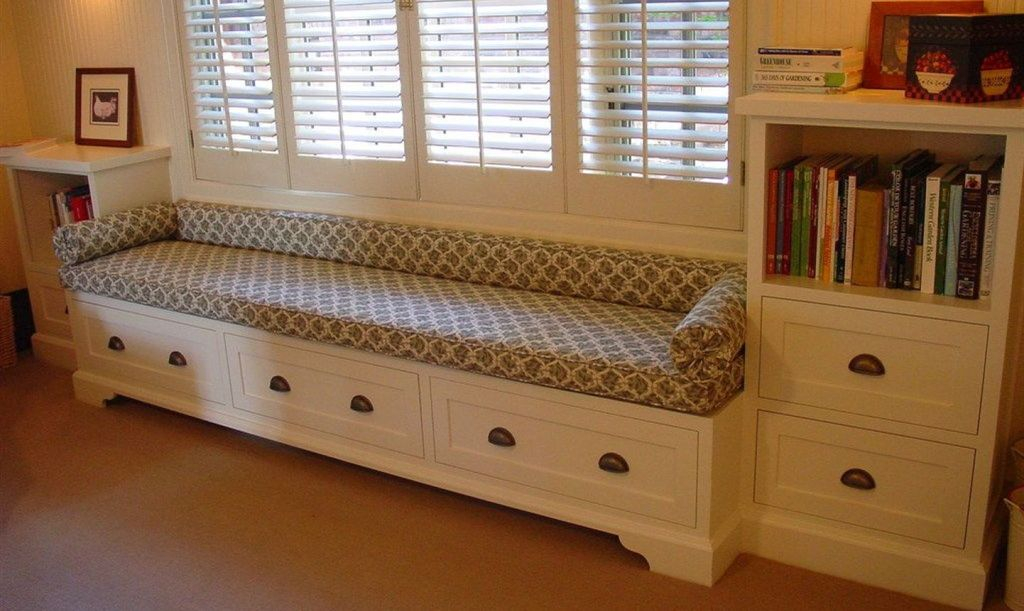 Mesmerizing rectangular storage bench with storage drawer below it to complete your entryway decoration