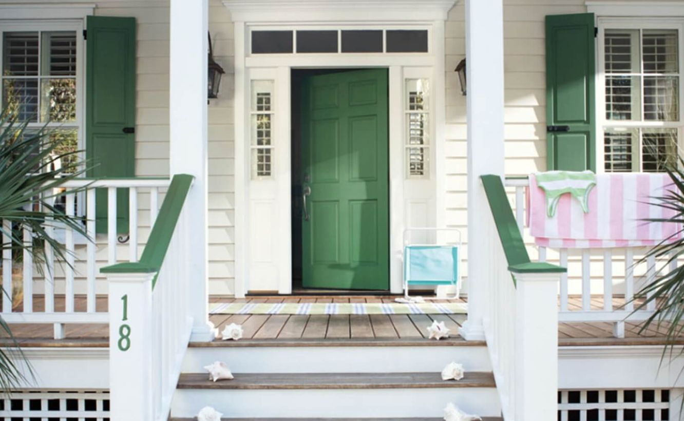 Perfect front door decoration with fresh green door for your home to create fresh nuance