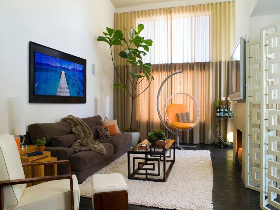 Well-worked window treatments.