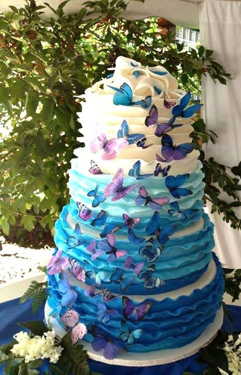 Beautiful cake birthday with blue butterfly themes