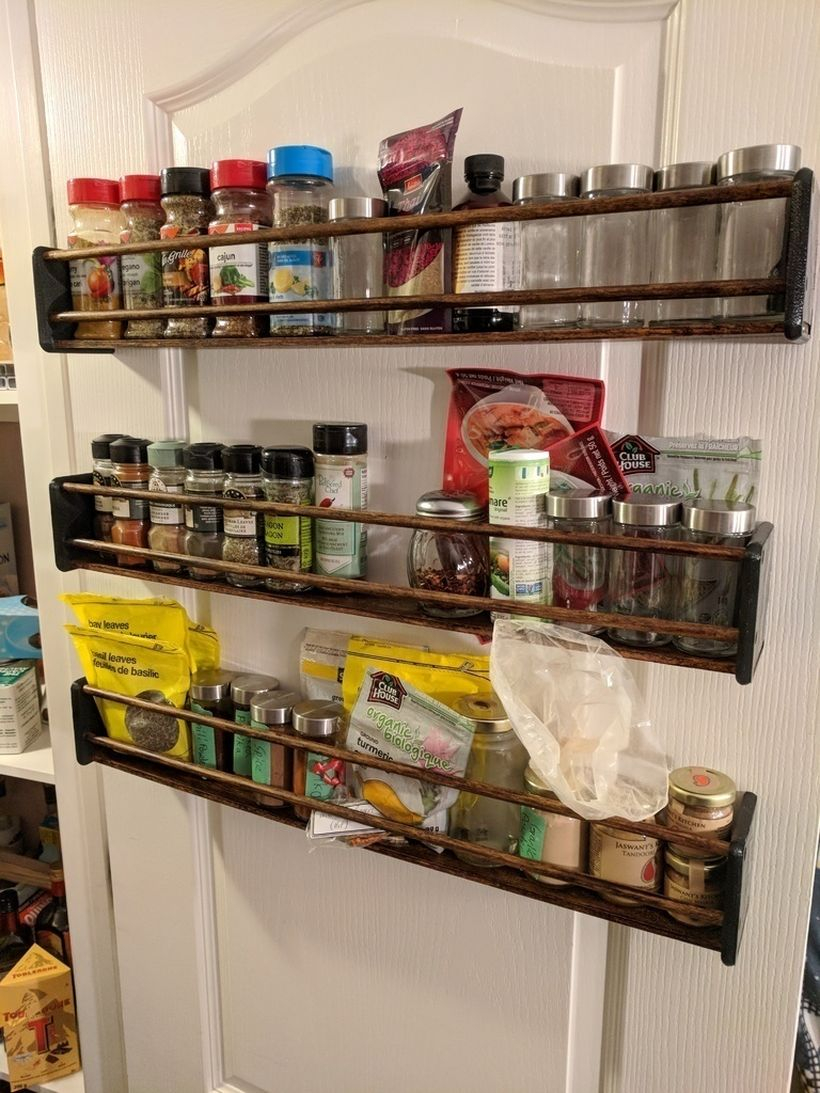 Door wall mounted spice rack