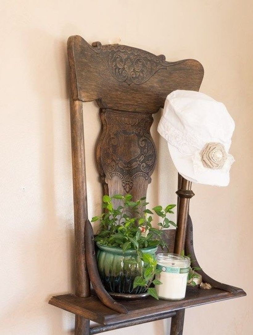 Hanging rack from chair seat