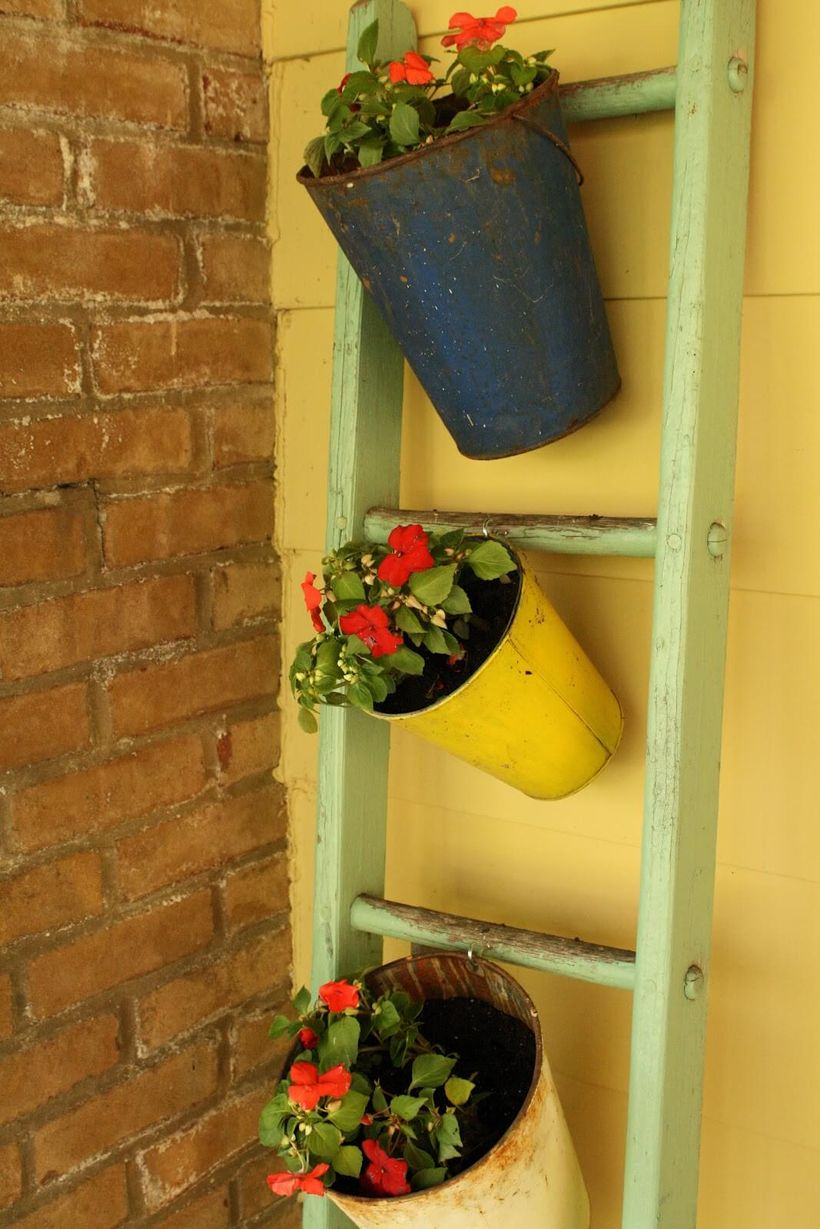 Simple diy ladder to hang flower pot holder for outdoor decoration in porch